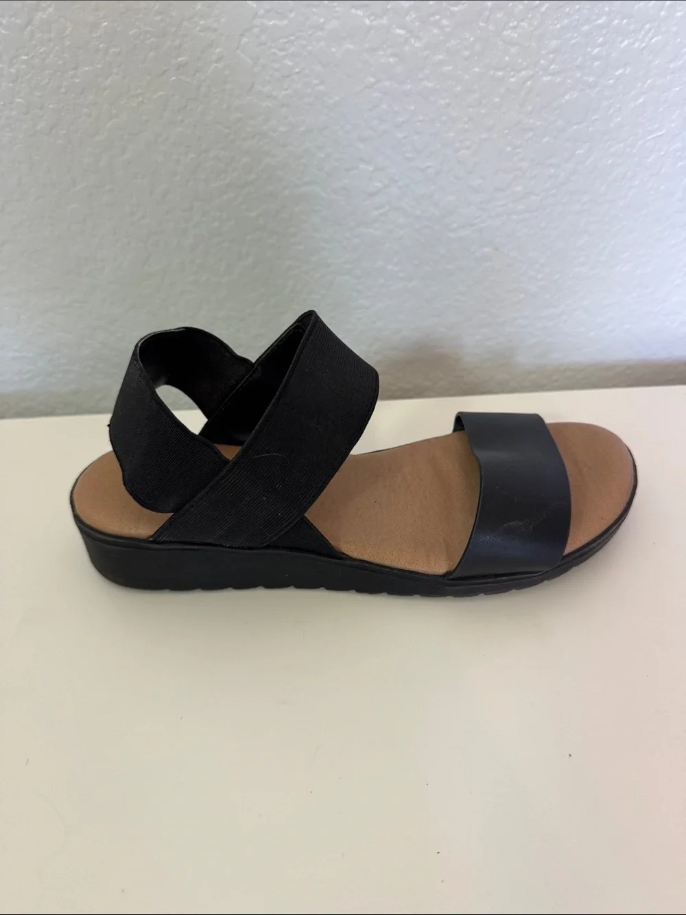 Kensie Everlee Black Wedge Slingbacks